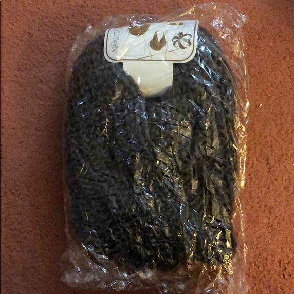 Dark Gray knit infinity scarf - Picture 3 of 5